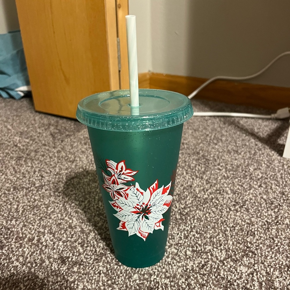 Starbucks 24oz Poinsettia Green Holiday Glitter Tumbler with Lid and Straw